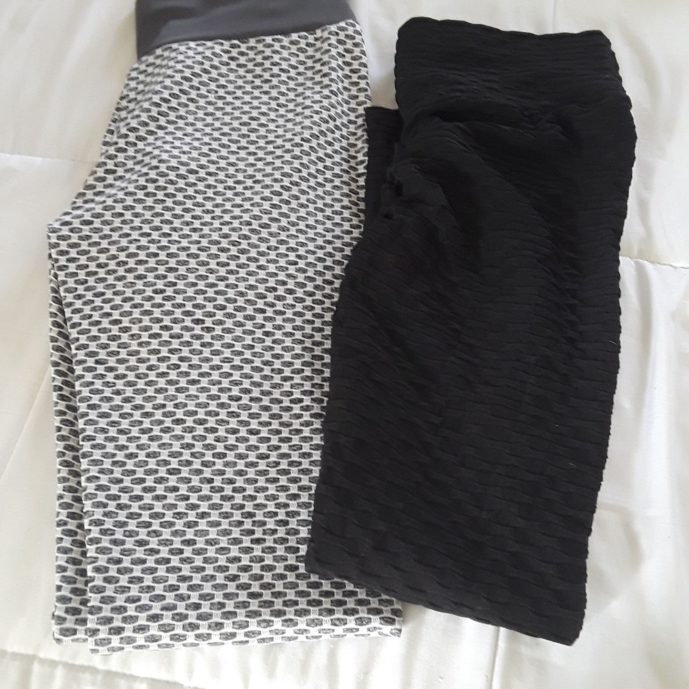2 pair of Butt lift leggings